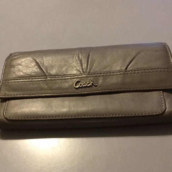 Coach Handbags - Coach Soho Pleated Leather Trifold Gray Wallet